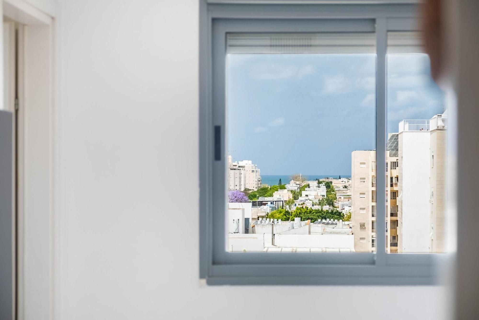 Ocean View Oasis With Balcony For Families Lägenhet Ashdod Exteriör bild