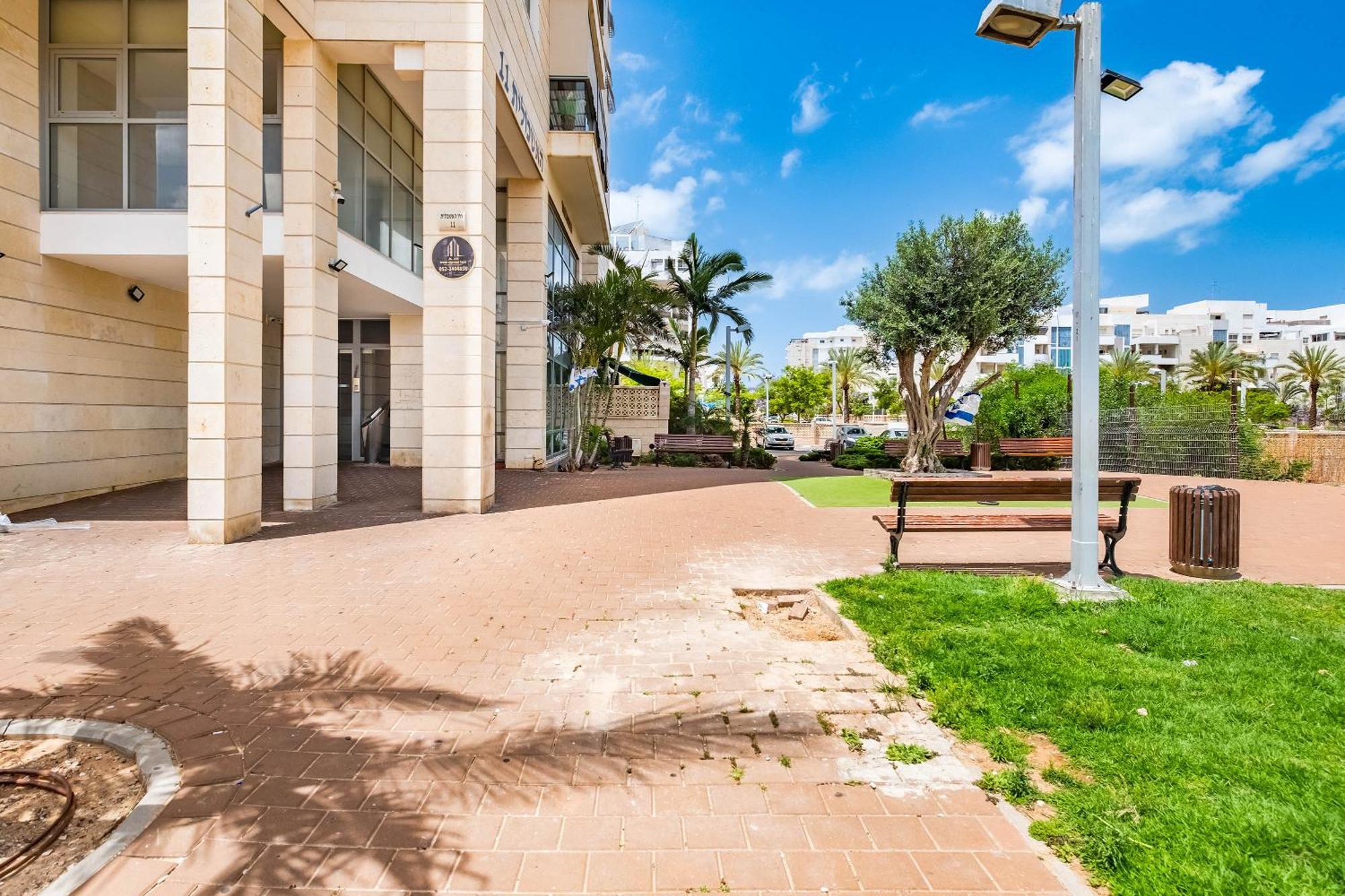 Ocean View Oasis With Balcony For Families Lägenhet Ashdod Exteriör bild